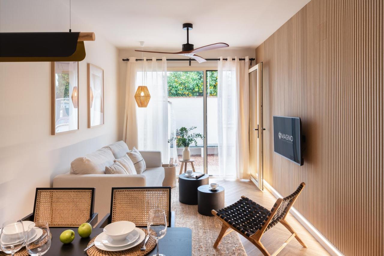 Magno Apartments Robles With Jacuzzi And Private Parking Севилья Экстерьер фото